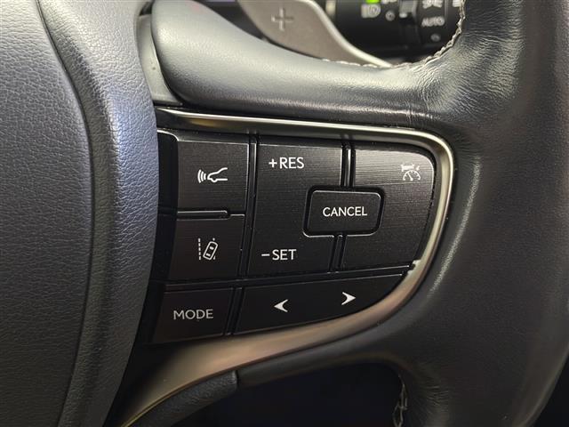 ＥＳ ＥＳ３００ｈ　バージョンＬ　純正１２．３インチワイドディスプレイナビ　電動サンルーフ　パノラミックビューモニター　ＬＥＸＵＳ　Ｓａｆｔｙ　Ｓｙｓｔｅｍ　ＬＥＸＵＳプレミアムサウンド　アダプティブクルーズコントロール（10枚目）