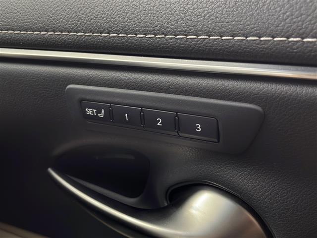 ＥＳ ＥＳ３００ｈ　バージョンＬ　純正１２．３インチワイドディスプレイナビ　電動サンルーフ　パノラミックビューモニター　ＬＥＸＵＳ　Ｓａｆｔｙ　Ｓｙｓｔｅｍ　ＬＥＸＵＳプレミアムサウンド　アダプティブクルーズコントロール（14枚目）