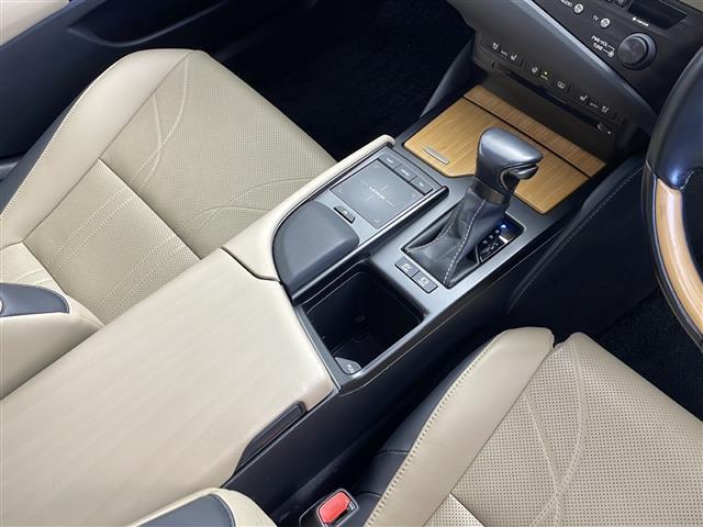 ＥＳ ＥＳ３００ｈ　バージョンＬ　純正１２．３インチワイドディスプレイナビ　電動サンルーフ　パノラミックビューモニター　ＬＥＸＵＳ　Ｓａｆｔｙ　Ｓｙｓｔｅｍ　ＬＥＸＵＳプレミアムサウンド　アダプティブクルーズコントロール（15枚目）