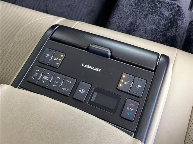 ＥＳ ＥＳ３００ｈ　バージョンＬ　純正１２．３インチワイドディスプレイナビ　電動サンルーフ　パノラミックビューモニター　ＬＥＸＵＳ　Ｓａｆｔｙ　Ｓｙｓｔｅｍ　ＬＥＸＵＳプレミアムサウンド　アダプティブクルーズコントロール（20枚目）