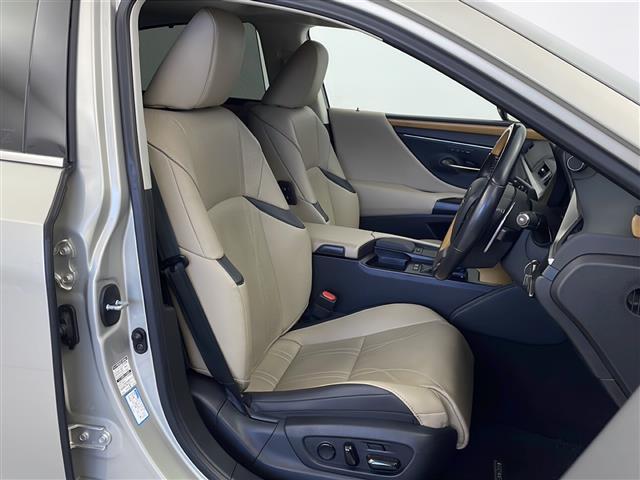 ＥＳ ＥＳ３００ｈ　バージョンＬ　純正１２．３インチワイドディスプレイナビ　電動サンルーフ　パノラミックビューモニター　ＬＥＸＵＳ　Ｓａｆｔｙ　Ｓｙｓｔｅｍ　ＬＥＸＵＳプレミアムサウンド　アダプティブクルーズコントロール（26枚目）