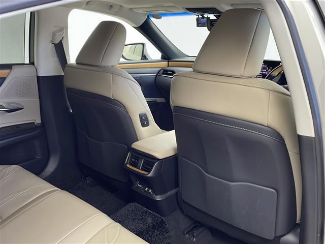 ＥＳ ＥＳ３００ｈ　バージョンＬ　純正１２．３インチワイドディスプレイナビ　電動サンルーフ　パノラミックビューモニター　ＬＥＸＵＳ　Ｓａｆｔｙ　Ｓｙｓｔｅｍ　ＬＥＸＵＳプレミアムサウンド　アダプティブクルーズコントロール（28枚目）