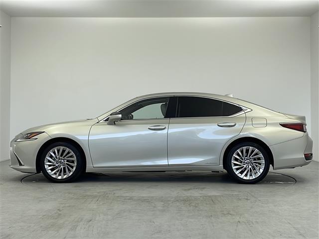 ＥＳ ＥＳ３００ｈ　バージョンＬ　純正１２．３インチワイドディスプレイナビ　電動サンルーフ　パノラミックビューモニター　ＬＥＸＵＳ　Ｓａｆｔｙ　Ｓｙｓｔｅｍ　ＬＥＸＵＳプレミアムサウンド　アダプティブクルーズコントロール（32枚目）