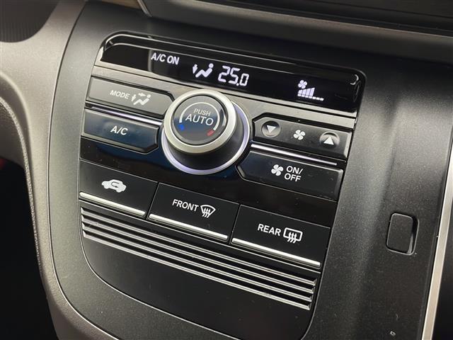 フリード Ｇ・ホンダセンシング　純正ナビ【ＶＸＭ２１４－ＶＦｉ】　両側パワースライドドア　バックカメラ　フルセグＴＶ　ブルートゥース　ＣＤ・ＤＶＤ　ホンダセンシング　衝突軽減ブレーキ　純正フロアマット　ＥＴＣ　スペアキー　保証書（15枚目）