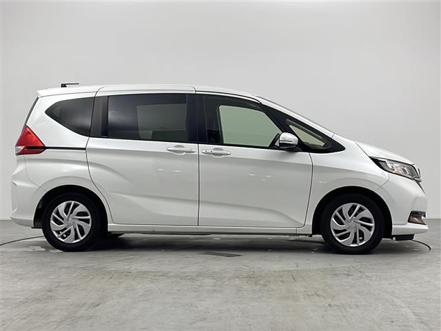 フリード Ｇ・ホンダセンシング　純正ナビ【ＶＸＭ２１４－ＶＦｉ】　両側パワースライドドア　バックカメラ　フルセグＴＶ　ブルートゥース　ＣＤ・ＤＶＤ　ホンダセンシング　衝突軽減ブレーキ　純正フロアマット　ＥＴＣ　スペアキー　保証書（29枚目）