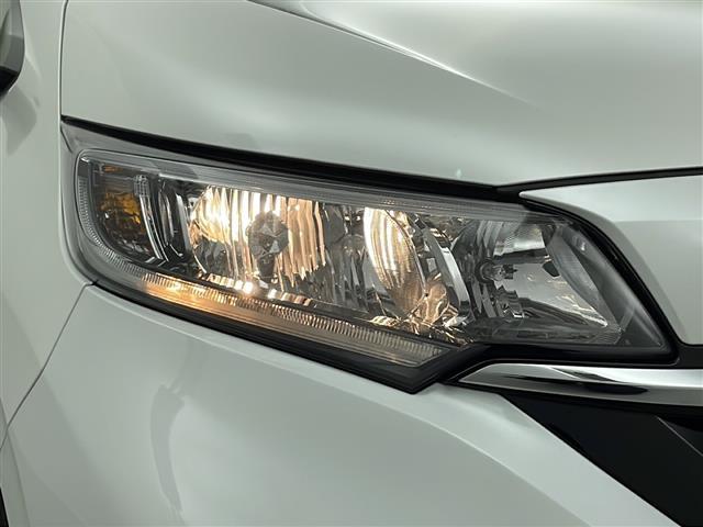 フリード Ｇ・ホンダセンシング　純正ナビ【ＶＸＭ２１４－ＶＦｉ】　両側パワースライドドア　バックカメラ　フルセグＴＶ　ブルートゥース　ＣＤ・ＤＶＤ　ホンダセンシング　衝突軽減ブレーキ　純正フロアマット　ＥＴＣ　スペアキー　保証書（33枚目）