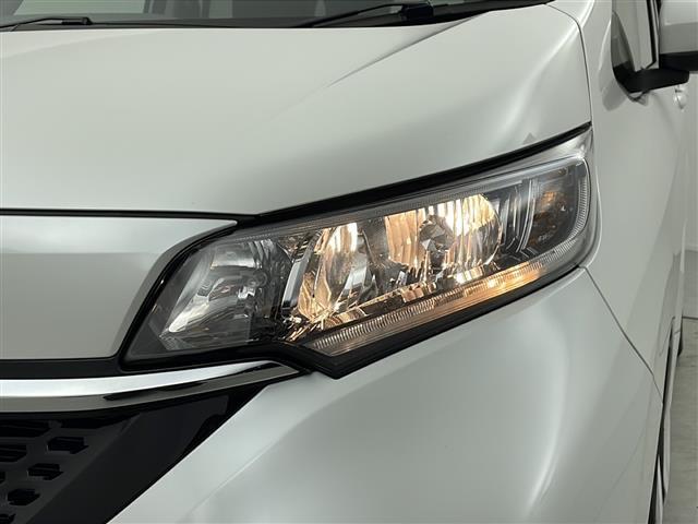 フリード Ｇ・ホンダセンシング　純正ナビ【ＶＸＭ２１４－ＶＦｉ】　両側パワースライドドア　バックカメラ　フルセグＴＶ　ブルートゥース　ＣＤ・ＤＶＤ　ホンダセンシング　衝突軽減ブレーキ　純正フロアマット　ＥＴＣ　スペアキー　保証書（34枚目）