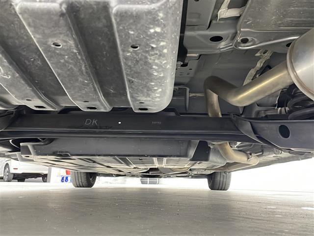 フリード Ｇ・ホンダセンシング　純正ナビ【ＶＸＭ２１４－ＶＦｉ】　両側パワースライドドア　バックカメラ　フルセグＴＶ　ブルートゥース　ＣＤ・ＤＶＤ　ホンダセンシング　衝突軽減ブレーキ　純正フロアマット　ＥＴＣ　スペアキー　保証書（41枚目）