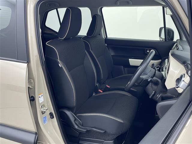 クロスビー ハイブリッドＭＺ　純正ナビ　全方位カメラ　フルセグＴＶ　ブルートゥース　ＣＤ・ＤＶＤ　ＵＳＢ　セーフティサポート　衝突被害軽減ブレーキ　革巻きステアリング　純正１８インチアルミホイール　保証書　スペアキー（14枚目）