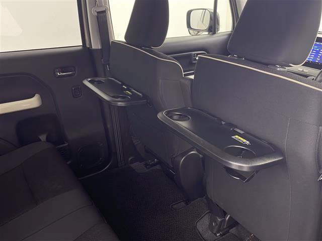 クロスビー ハイブリッドＭＺ　純正ナビ　全方位カメラ　フルセグＴＶ　ブルートゥース　ＣＤ・ＤＶＤ　ＵＳＢ　セーフティサポート　衝突被害軽減ブレーキ　革巻きステアリング　純正１８インチアルミホイール　保証書　スペアキー（16枚目）