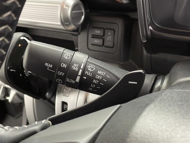 クロスビー ハイブリッドＭＺ　ワンオーナー　純正メーカーオプションナビ　アダプティブクルーズコントロール　スズキセーフティサポート　ＬＥＤオートヘッドライト　オートハイビーム　純正フォグランプ　ハーフレザーシート（18枚目）