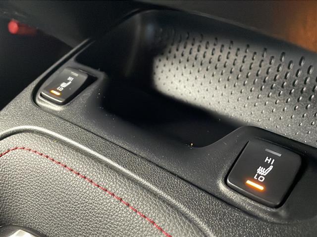 カローラスポーツ ハイブリッドＧ　Ｚ　純正ナビ　バックカメラ　アダプティブクルーズコントロール　フルセグＴＶ　ブルートゥース　ＵＳＢ　アップルカープレイ　トヨタセーフティセンス　　純正１８インチアルミホイール　ビルトインＥＴＣ（7枚目）