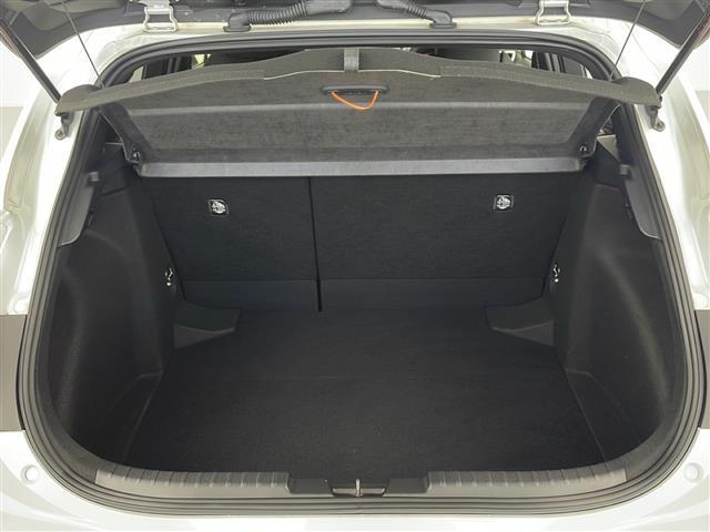 カローラスポーツ ハイブリッドＧ　Ｚ　純正ナビ　バックカメラ　アダプティブクルーズコントロール　フルセグＴＶ　ブルートゥース　ＵＳＢ　アップルカープレイ　トヨタセーフティセンス　　純正１８インチアルミホイール　ビルトインＥＴＣ（25枚目）