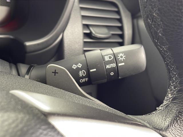 コペン ＧＲ　スポーツ　ワンオーナー　カロッツェリアナビ【ＡＶＩＣ－ＲＷ７１１】　バックカメラ　フルセグＴＶ　ＧＲスポーツ専用スポーツシート　ＧＲスポーツ専用フロアマット　ＧＲスポーツ専用革巻きステア　ＢＢＳアルミホイール（13枚目）