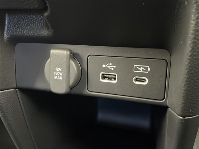 ガラスコーティング、ナビゲーション、ＥＴＣなど、その他のパーツの取り付けお見積もりのご相談も承っております！！クルマのこと何でもお任せください！