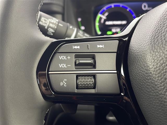 ステップワゴン ｅ：ＨＥＶスパーダ　登録済未使用車　純正１１．４インチナビ　Ｂｌｕｅｔｏｏｔｈ／フルセグＴＶ／ＤＶＤ／ＡｐｐｌｅＣａｒＰｌａｙ　ハーフレザーシート　Ｄ／Ｎシートヒーター　パワーバックドア　両側パワースライドドア　ＬＥＤ（10枚目）