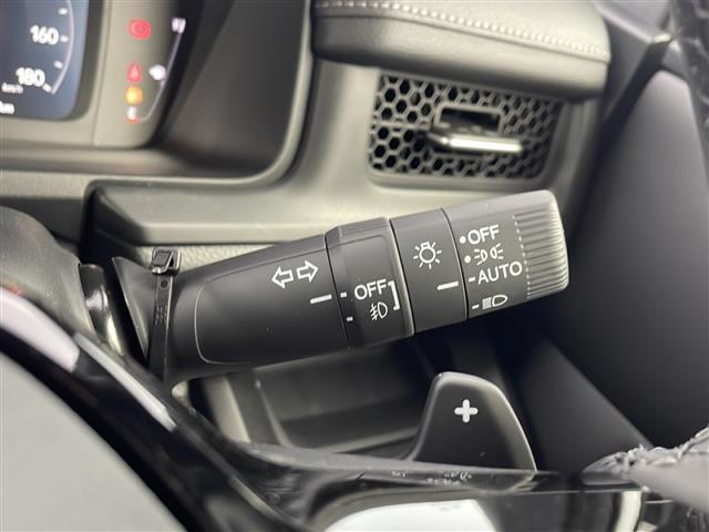 ステップワゴン ｅ：ＨＥＶスパーダ　登録済未使用車　純正１１．４インチナビ　Ｂｌｕｅｔｏｏｔｈ／フルセグＴＶ／ＤＶＤ／ＡｐｐｌｅＣａｒＰｌａｙ　ハーフレザーシート　Ｄ／Ｎシートヒーター　パワーバックドア　両側パワースライドドア　ＬＥＤ（13枚目）