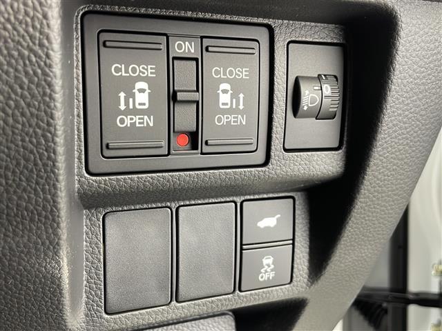 ステップワゴン ｅ：ＨＥＶスパーダ　登録済未使用車　純正１１．４インチナビ　Ｂｌｕｅｔｏｏｔｈ／フルセグＴＶ／ＤＶＤ／ＡｐｐｌｅＣａｒＰｌａｙ　ハーフレザーシート　Ｄ／Ｎシートヒーター　パワーバックドア　両側パワースライドドア　ＬＥＤ（15枚目）