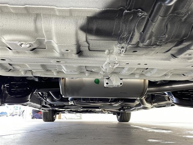 ステップワゴン ｅ：ＨＥＶスパーダ　登録済未使用車　純正１１．４インチナビ　Ｂｌｕｅｔｏｏｔｈ／フルセグＴＶ／ＤＶＤ／ＡｐｐｌｅＣａｒＰｌａｙ　ハーフレザーシート　Ｄ／Ｎシートヒーター　パワーバックドア　両側パワースライドドア　ＬＥＤ（41枚目）