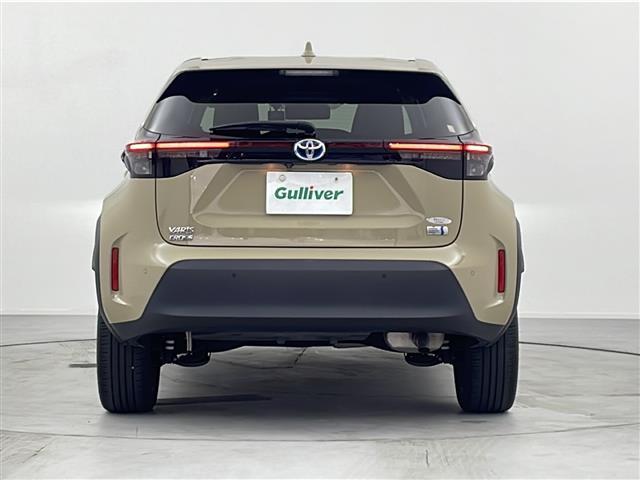 ヤリスクロス ハイブリッドＺ　純正ナビ　パノラミックビューモニター　ハーフレザーシート　ＥＴＣ２．０　トヨタセーフティセンス　ブラインドスポットモニター　フルセグＴＶ　純正フロアマット　純正１８インチアルミホイール　スペアキー（32枚目）