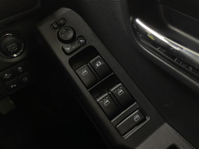 ガラスコーティング、ナビゲーション、ＥＴＣなど、その他のパーツの取り付けお見積もりのご相談も承っております！！クルマのこと何でもお任せください！