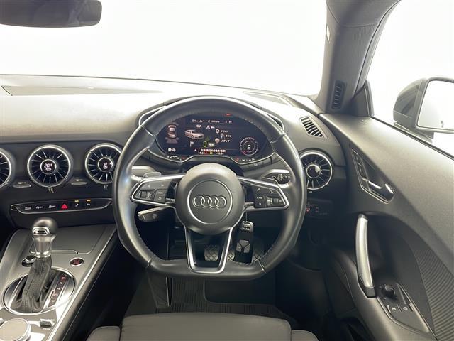 TTクーペ 1.8TFSI 12.3インチデジタルメーターディスプレイMMI純正ナビ バックカメラ フルセグTV BT CD DVD SD ETC HIDオートライト 前後ソナー 革巻きステアリング パドルシフト クルコン(4枚目)