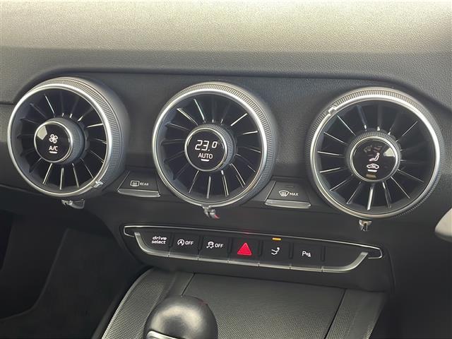 TTクーペ 1.8TFSI 12.3インチデジタルメーターディスプレイMMI純正ナビ バックカメラ フルセグTV BT CD DVD SD ETC HIDオートライト 前後ソナー 革巻きステアリング パドルシフト クルコン(14枚目)