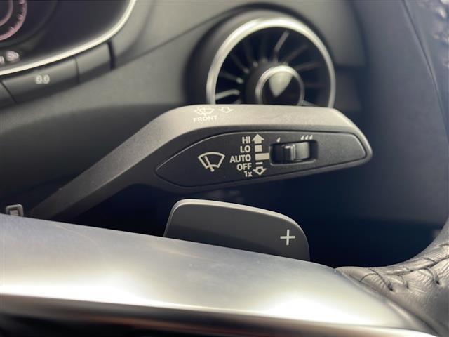 TTクーペ 1.8TFSI 12.3インチデジタルメーターディスプレイMMI純正ナビ バックカメラ フルセグTV BT CD DVD SD ETC HIDオートライト 前後ソナー 革巻きステアリング パドルシフト クルコン(17枚目)