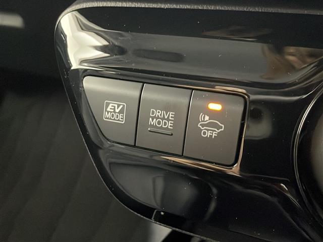 プリウス Aツーリングセレクション 純正9インチメモリナビ/AM/FM/SD/DISC/BT/フルセグ/前後ドライブレコーダー/黒革調シート/前席シートヒーター/運転席パワーシート/LEDオートライト/フロントフォグランプ(22枚目)