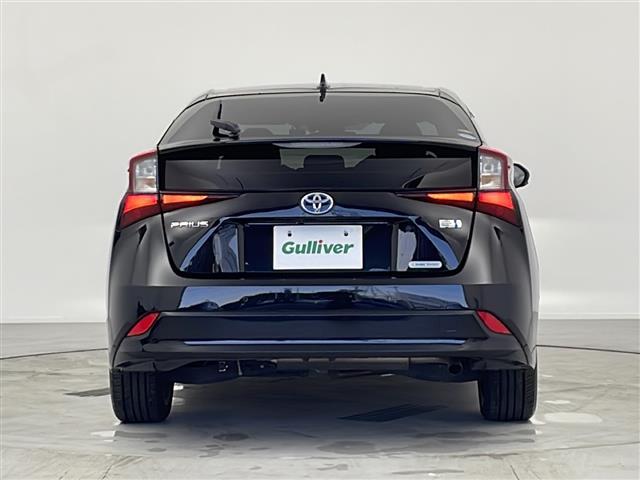 プリウス Aツーリングセレクション 純正9インチメモリナビ/AM/FM/SD/DISC/BT/フルセグ/前後ドライブレコーダー/黒革調シート/前席シートヒーター/運転席パワーシート/LEDオートライト/フロントフォグランプ(31枚目)