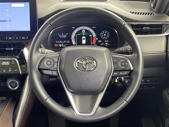 ハリアー Ｚ　レザーパッケージ　純正ナビ　ＦＭ／ＡＭ／フルセグＴＶ／ＢＴ／ＵＳＢ／Ｍｉｒａｃａｓ／ＴＶキャンセラー　ＪＢＬサウンド　全方位カメラ　ヘッドアップディスプレイ　調光パノラマルーフ　ビルトインＥＴＣ２，０　スペアキー（9枚目）