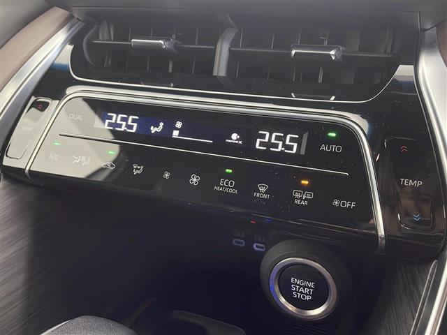 ハリアー Ｚ　レザーパッケージ　純正ナビ　ＦＭ／ＡＭ／フルセグＴＶ／ＢＴ／ＵＳＢ／Ｍｉｒａｃａｓ／ＴＶキャンセラー　ＪＢＬサウンド　全方位カメラ　ヘッドアップディスプレイ　調光パノラマルーフ　ビルトインＥＴＣ２，０　スペアキー（16枚目）