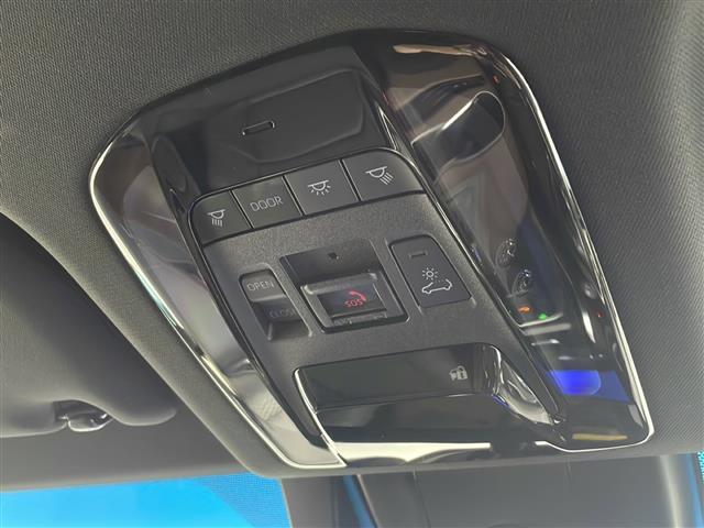 ハリアー Ｚ　レザーパッケージ　純正ナビ　ＦＭ／ＡＭ／フルセグＴＶ／ＢＴ／ＵＳＢ／Ｍｉｒａｃａｓ／ＴＶキャンセラー　ＪＢＬサウンド　全方位カメラ　ヘッドアップディスプレイ　調光パノラマルーフ　ビルトインＥＴＣ２，０　スペアキー（25枚目）