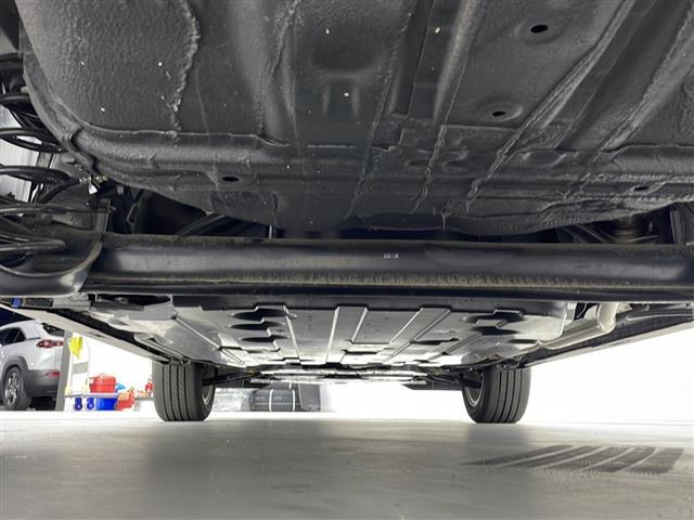 ＷＲ－Ｖ Ｚ　純正８インチメモリナビ　ＦＭ　ＡＭ　ＢＴ　ｉｐｏｄ　ＵＳＢ　フルセグ　純正ドライブレコーダー　ハーフレザーシート　革巻きステアリング　ステアリングスイッチ　パドルシフト　バックカメラ　スペアキーＥＴＣ（40枚目）