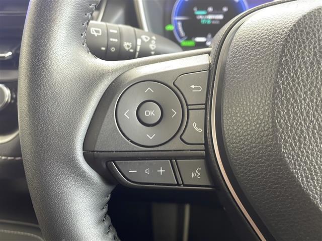 カローラ アクティブスポーツ　純正１０型ナビ　フルセグＴＶ　ＢＴ　バックカメラ　オートライト　シートヒーター　ＥＴＣ　専用フロントバンパー　特別カラー１７インチＡＷ　専用チューニングサスペンション　専用電動パワーステアリング（7枚目）