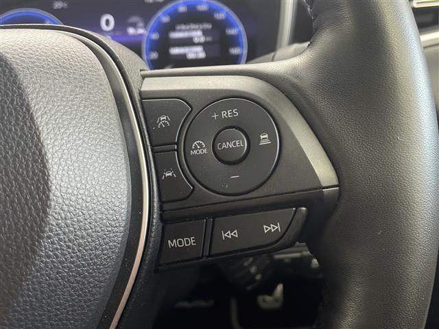 カローラ アクティブスポーツ　純正１０型ナビ　フルセグＴＶ　ＢＴ　バックカメラ　オートライト　シートヒーター　ＥＴＣ　専用フロントバンパー　特別カラー１７インチＡＷ　専用チューニングサスペンション　専用電動パワーステアリング（8枚目）