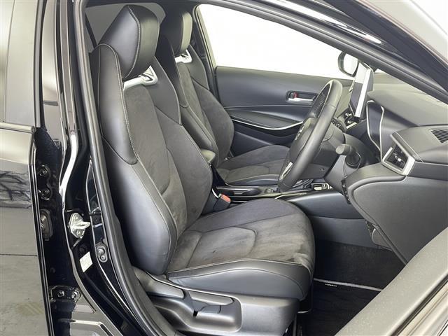 カローラ アクティブスポーツ　純正１０型ナビ　フルセグＴＶ　ＢＴ　バックカメラ　オートライト　シートヒーター　ＥＴＣ　専用フロントバンパー　特別カラー１７インチＡＷ　専用チューニングサスペンション　専用電動パワーステアリング（19枚目）