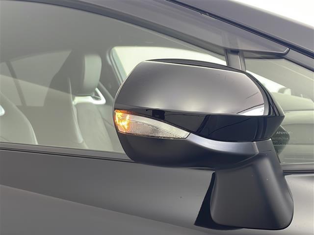 カローラ アクティブスポーツ　純正１０型ナビ　フルセグＴＶ　ＢＴ　バックカメラ　オートライト　シートヒーター　ＥＴＣ　専用フロントバンパー　特別カラー１７インチＡＷ　専用チューニングサスペンション　専用電動パワーステアリング（36枚目）