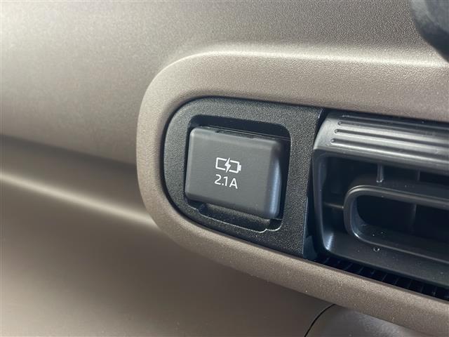 ムーヴキャンバス セオリーＸ　禁煙車／カロッツェリア７Ｖ型ワイドナビ／ワンセグＴＶ／スマートアシスト／前後コーナーセンサー／両側パワースライドドア／ベンチシート／ステアリングスイッチ／純正フロアマット／純正ドアバイザー（8枚目）