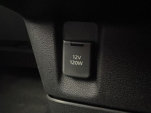 気になる車はすぐにお問い合わせください！画面右側の００６６から始まる無料ダイヤルからお問い合わせ下さい！専門スタッフがお車のご質問にお答えいたします！