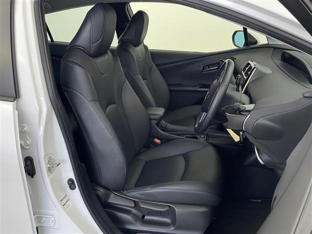 プリウス Ｓツーリングセレクション　純正９型ディスプレイオーディオ／ＡＭ／ＦＭ／ＵＳＢ／ＢＴ／Ｍｉｒａｃａｓｔ／ＡｐｐｅｌｅＣａｒＰｌａｙ／ＡｎｄｒｏｉｄＡｕｔｏ／前席シートヒーター／レザーシート／バックカメラ／ビルトインＥＴＣ（21枚目）