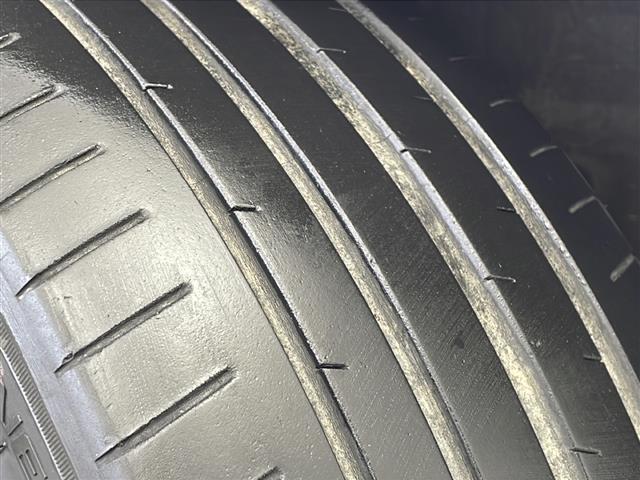 プリウス Ｓツーリングセレクション　純正９型ディスプレイオーディオ／ＡＭ／ＦＭ／ＵＳＢ／ＢＴ／Ｍｉｒａｃａｓｔ／ＡｐｐｅｌｅＣａｒＰｌａｙ／ＡｎｄｒｏｉｄＡｕｔｏ／前席シートヒーター／レザーシート／バックカメラ／ビルトインＥＴＣ（28枚目）