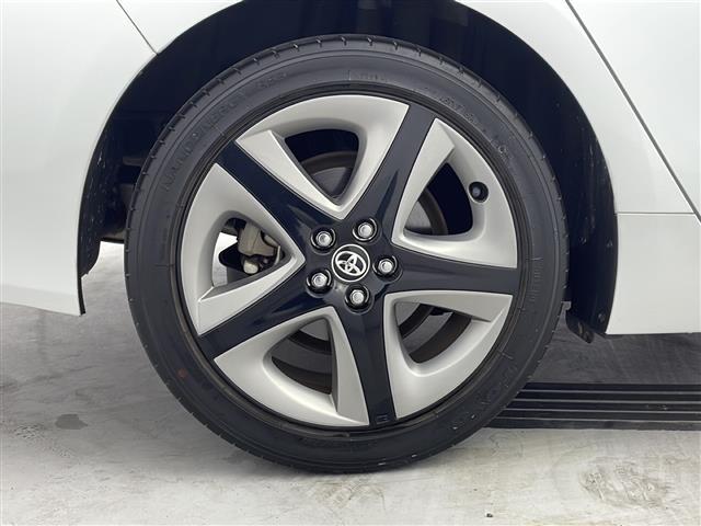 プリウス Ｓツーリングセレクション　純正９型ディスプレイオーディオ／ＡＭ／ＦＭ／ＵＳＢ／ＢＴ／Ｍｉｒａｃａｓｔ／ＡｐｐｅｌｅＣａｒＰｌａｙ／ＡｎｄｒｏｉｄＡｕｔｏ／前席シートヒーター／レザーシート／バックカメラ／ビルトインＥＴＣ（39枚目）