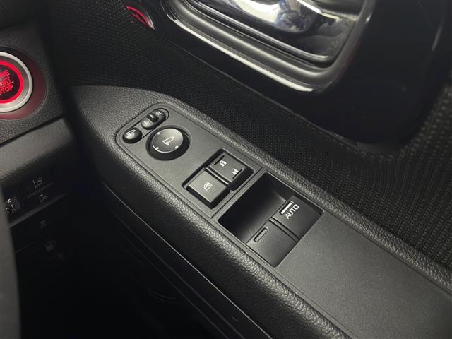 Ｎ－ＶＡＮ＋スタイル ファン　純正ディスプレイオーディオ　ＡＣＣ　バックカメラ　ブルートゥース　ホンダセンシング　衝突軽減ブレーキ　路外逸脱抑制　オートライト　リヤパーキングセンサー　純正フロアマット　スペアキー（11枚目）