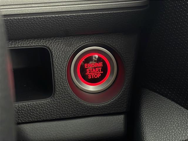 Ｎ－ＶＡＮ＋スタイル ファン　純正ディスプレイオーディオ　ＡＣＣ　バックカメラ　ブルートゥース　ホンダセンシング　衝突軽減ブレーキ　路外逸脱抑制　オートライト　リヤパーキングセンサー　純正フロアマット　スペアキー（12枚目）