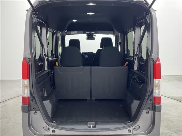 Ｎ－ＶＡＮ＋スタイル ファン　純正ディスプレイオーディオ　ＡＣＣ　バックカメラ　ブルートゥース　ホンダセンシング　衝突軽減ブレーキ　路外逸脱抑制　オートライト　リヤパーキングセンサー　純正フロアマット　スペアキー（21枚目）