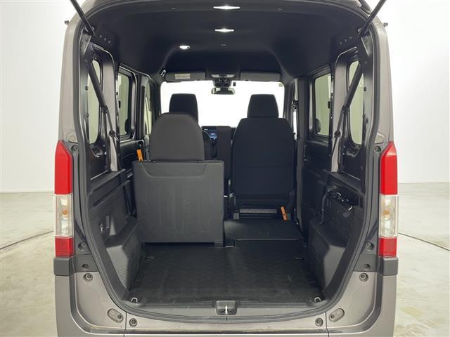 Ｎ－ＶＡＮ＋スタイル ファン　純正ディスプレイオーディオ　ＡＣＣ　バックカメラ　ブルートゥース　ホンダセンシング　衝突軽減ブレーキ　路外逸脱抑制　オートライト　リヤパーキングセンサー　純正フロアマット　スペアキー（23枚目）