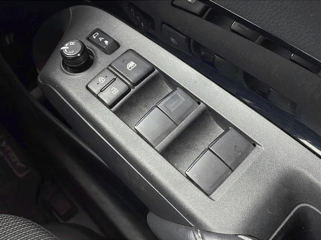 アクア Ｚ　禁煙車／純正１０．２５型ナビ／フルセグＴＶ／ＥＴＣ／トヨタチームメイト／アドバンストパーク／パノラミックビューモニター（シースルービュー付）／セーフティセンス／ＬＥＤヘッドライト／純正フロアマット（22枚目）