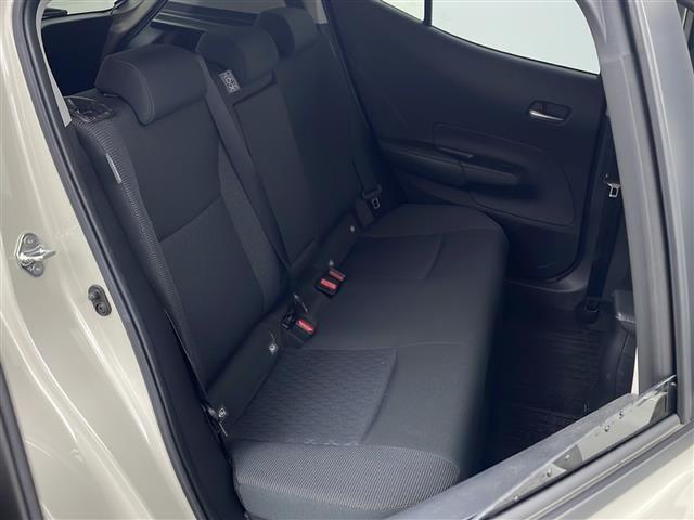 アクア Ｚ　禁煙車／純正１０．２５型ナビ／フルセグＴＶ／ＥＴＣ／トヨタチームメイト／アドバンストパーク／パノラミックビューモニター（シースルービュー付）／セーフティセンス／ＬＥＤヘッドライト／純正フロアマット（24枚目）