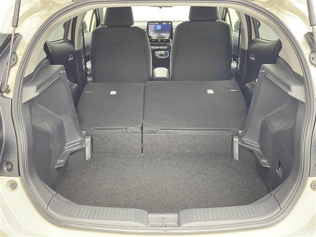 アクア Ｚ　禁煙車／純正１０．２５型ナビ／フルセグＴＶ／ＥＴＣ／トヨタチームメイト／アドバンストパーク／パノラミックビューモニター（シースルービュー付）／セーフティセンス／ＬＥＤヘッドライト／純正フロアマット（30枚目）